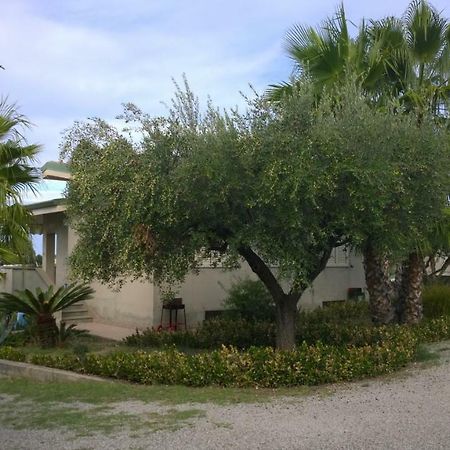 Villa La Scogliera Del Capo Santa Maria  Exterior foto