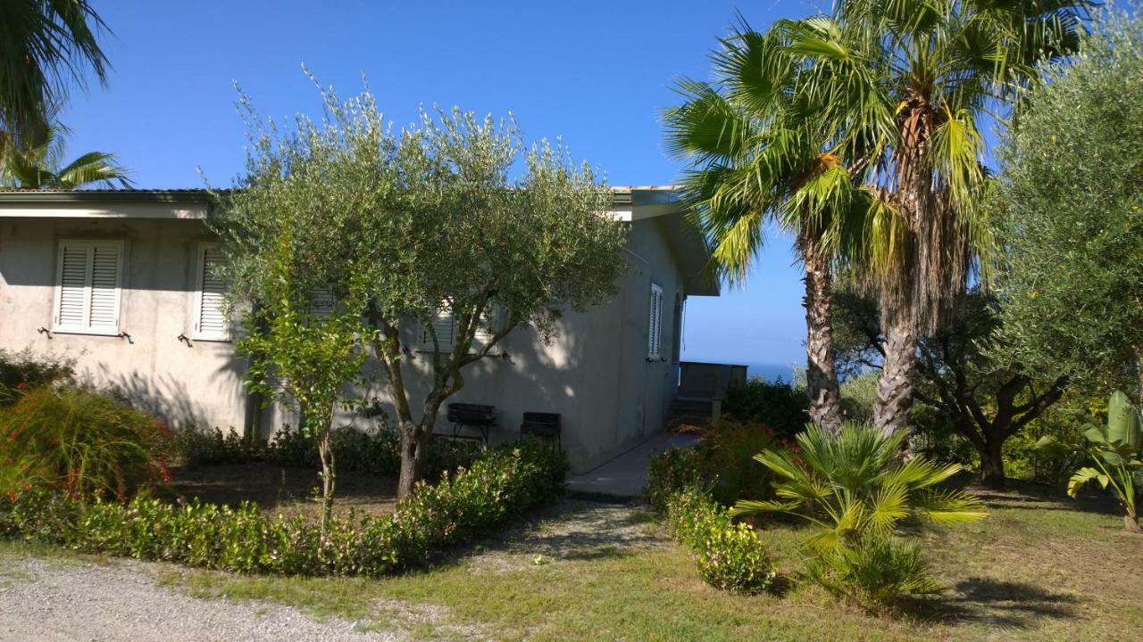 Villa La Scogliera Del Capo Santa Maria  Exterior foto