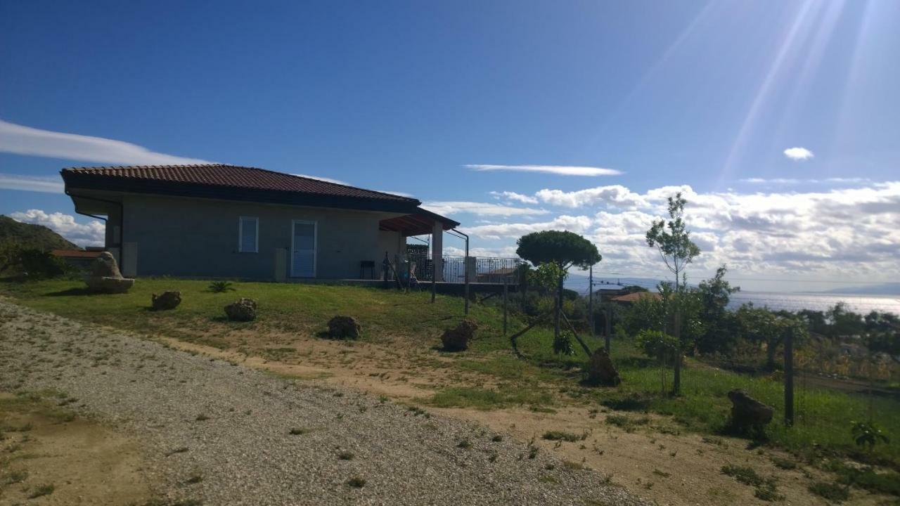 Villa La Scogliera Del Capo Santa Maria  Exterior foto