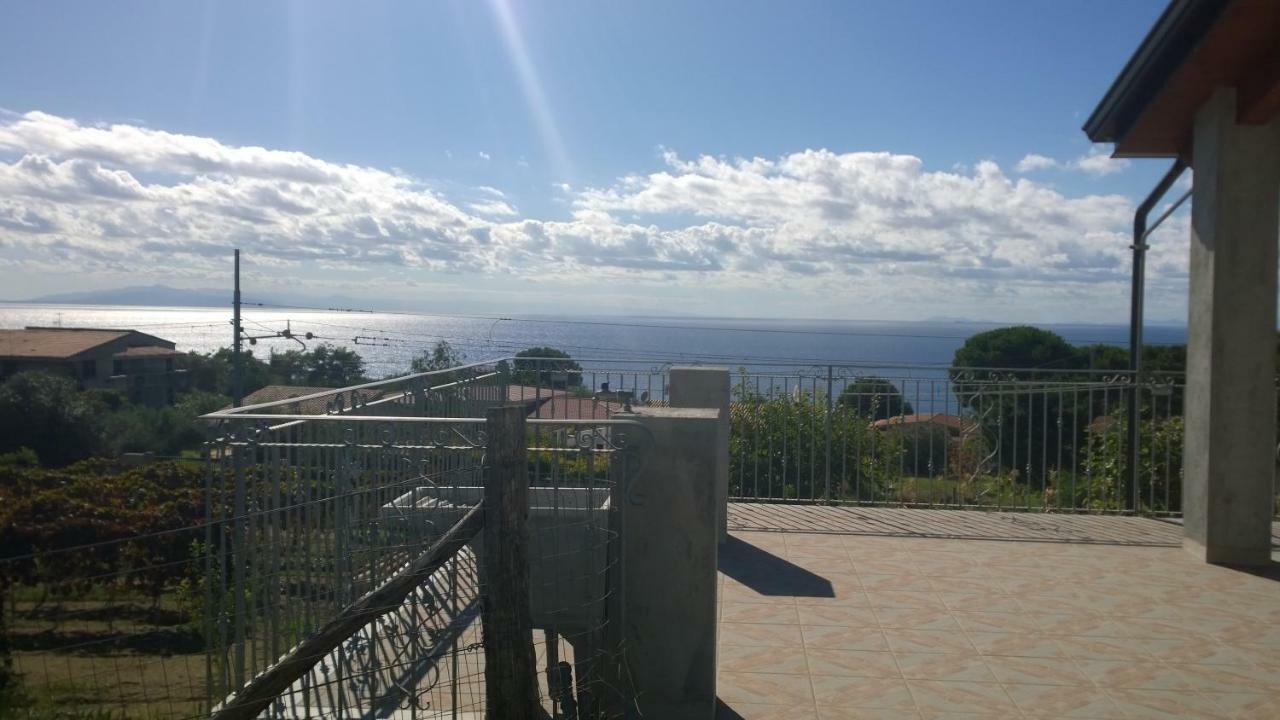 Villa La Scogliera Del Capo Santa Maria  Exterior foto